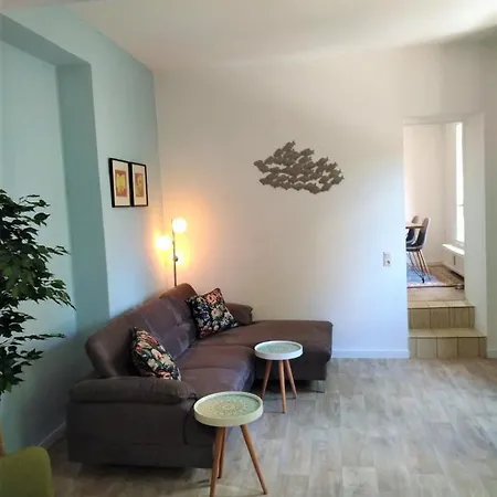 Apartment Alte Schule 3 *